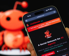 Чому технічні фахівці одержимі Moltbook, соціальною мережею для ботів