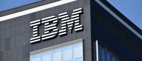 Акции американской технологической компании IBM упали сильнее всего с 1968 года