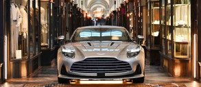 Акции Aston Martin обрушились