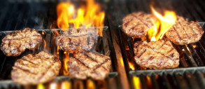 Уголь и приборы для разжигания вашего гриля