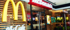 Макдональдс: Гамбургеры на первом плане, но недвижимость - основа дохода